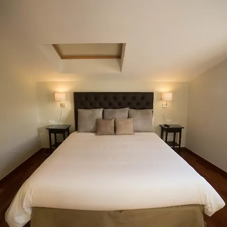 بيت ريفي Isabel De Castilla 4*