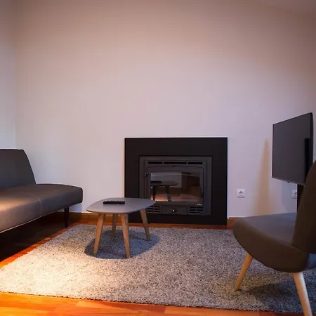 Isabel De Castilla بيت ريفي