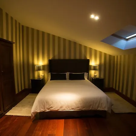 Isabel De Castilla بيت ريفي مادريجال دي لاس ألتاس توريس