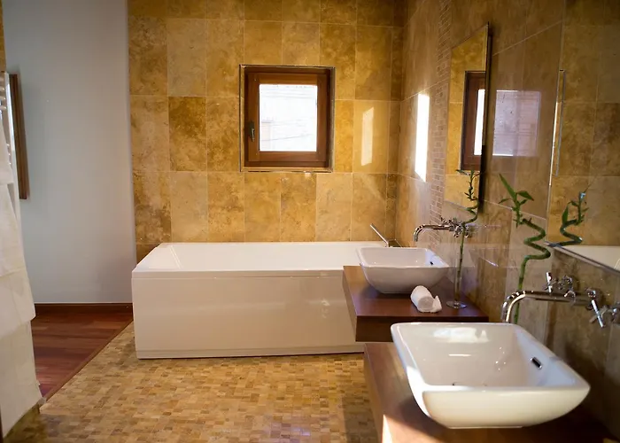 Gasthof Isabel De Castilla 4*