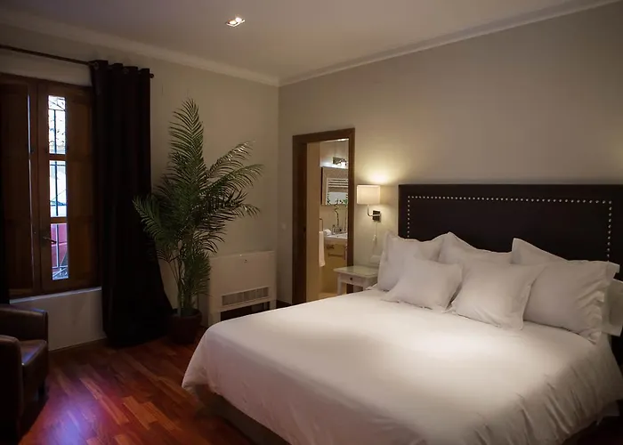 Isabel De Castilla 4*