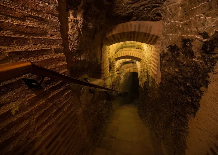 Isabel De Castilla 4* Madrigal de las Altas Torres