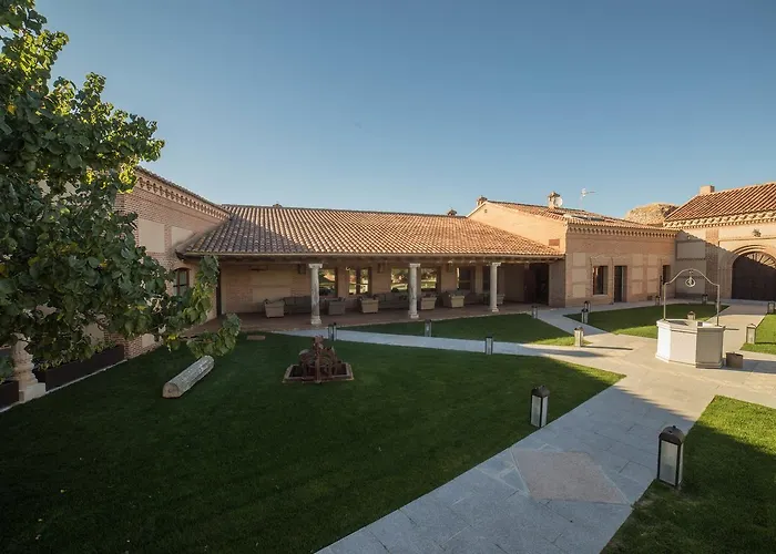 Isabel De Castilla Gasthof Madrigal de las Altas Torres